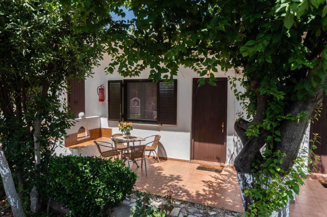 Skyros Avra Residences Eksteriør billede