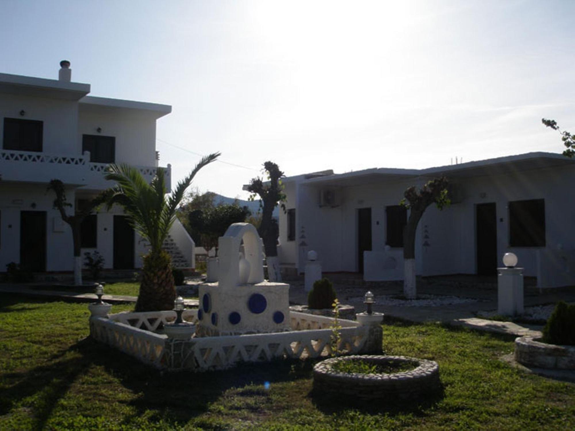 Skyros Avra Residences Eksteriør billede